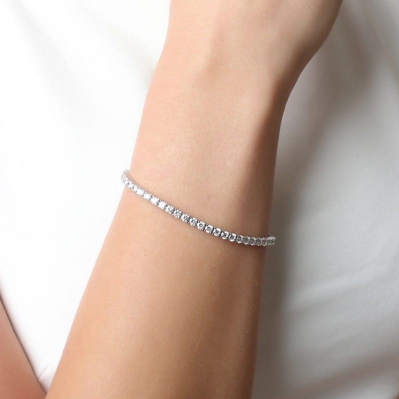 Classic Diamond Tennis Bracelet in 18k White Gold